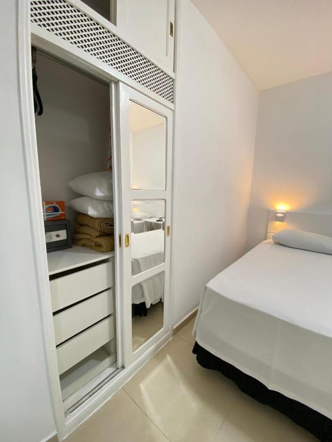 Flat no centro Gonzaga próximo à praia - Santos/SP Santos  Exterior foto