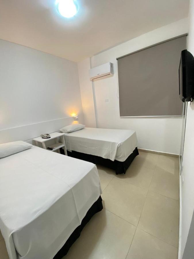Flat no centro Gonzaga próximo à praia - Santos/SP Santos  Exterior foto